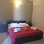 Konukevi Nuovo Reale - Centro Storico 4*