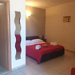 Nuovo Reale - Centro Storico Konukevi 4*