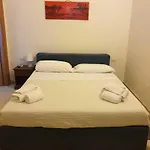 Konukevi Nuovo Reale - Centro Storico 4*
