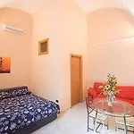 Nuovo Reale - Centro Storico Konukevi 4*