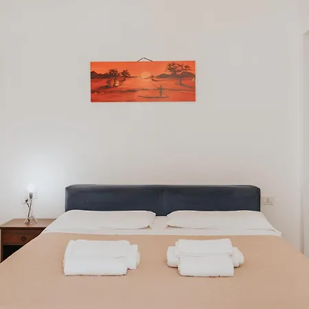 Nuovo Reale - Centro Storico 4* 莱切