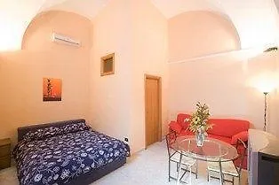 Nuovo Reale - Centro Storico Vendégház 4*