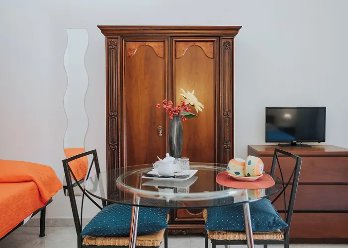 Nuovo Reale - Centro Storico Πανσιόν 4*