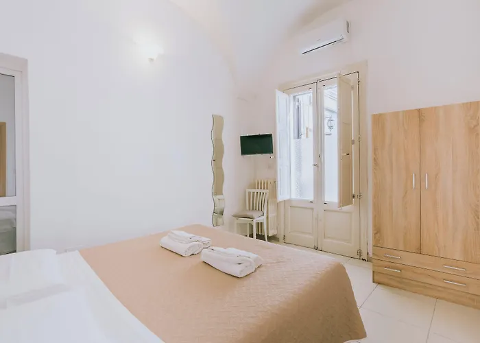 בית הארחה Nuovo Reale - Centro Storico 4*