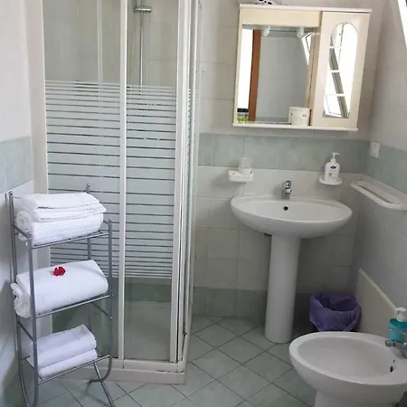 Nuovo Reale - Centro Storico 4*