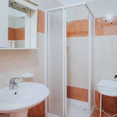 Nuovo Reale - Centro Storico 4* レッチェ