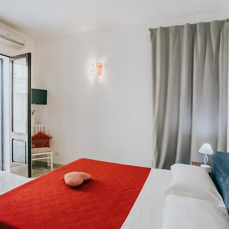 Nuovo Reale - Centro Storico ゲストハウス