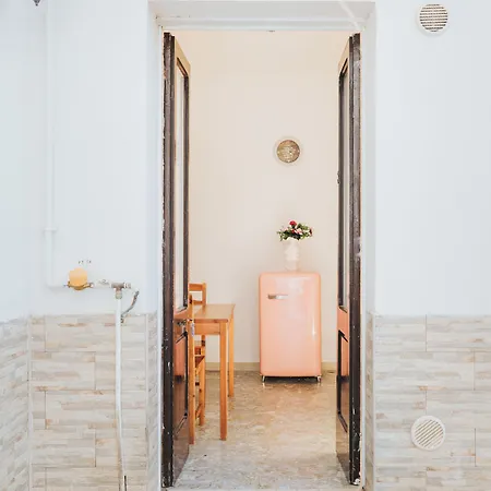 Nuovo Reale - Centro Storico ゲストハウス レッチェ